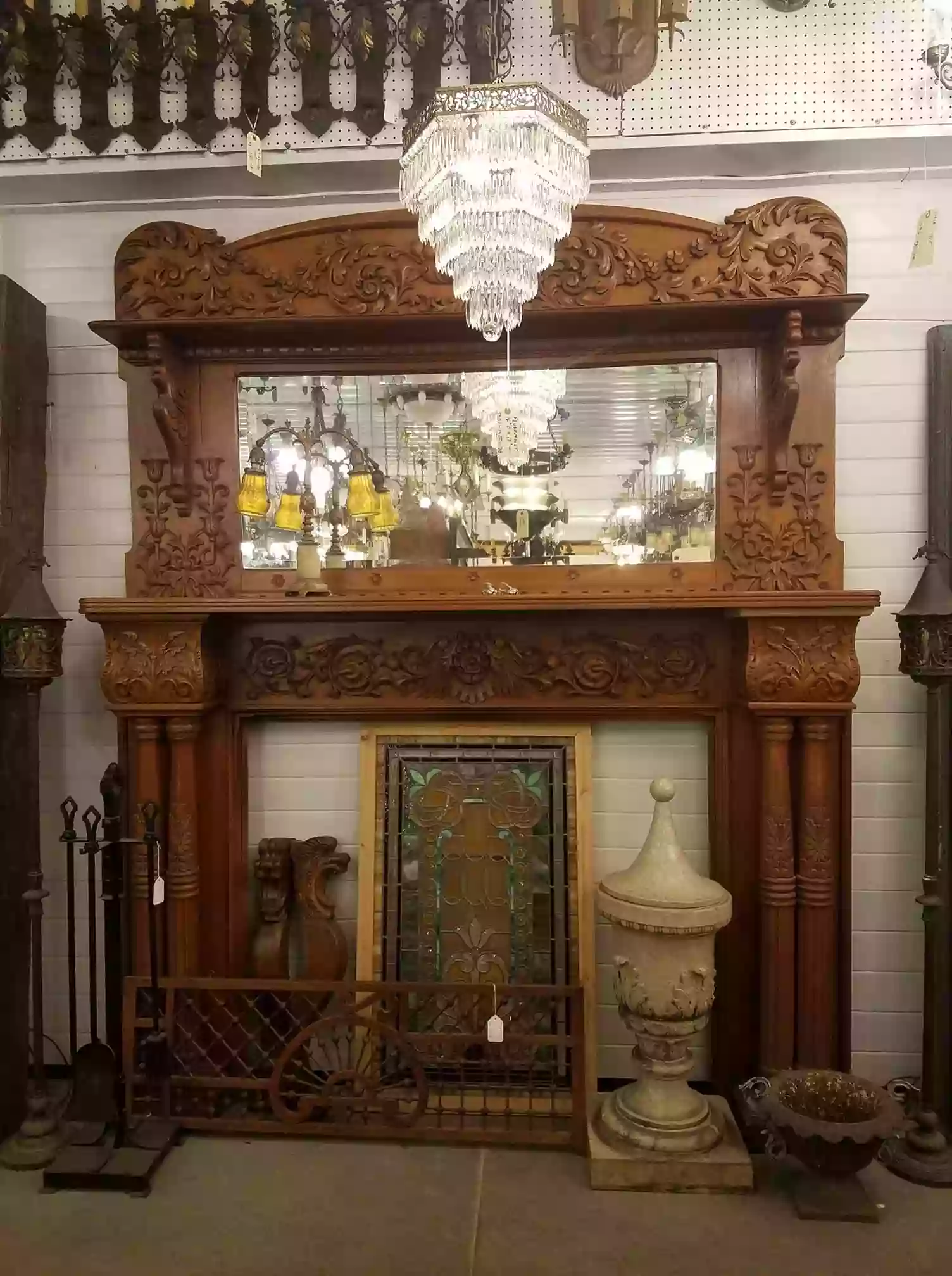 Architectural Antiques Of Indianapolis