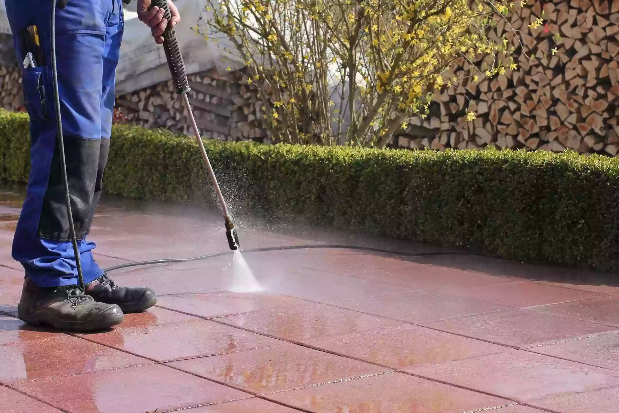 Kurt's pressure washing