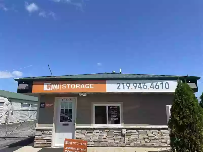 Mini Mall Storage - Cedar Lake