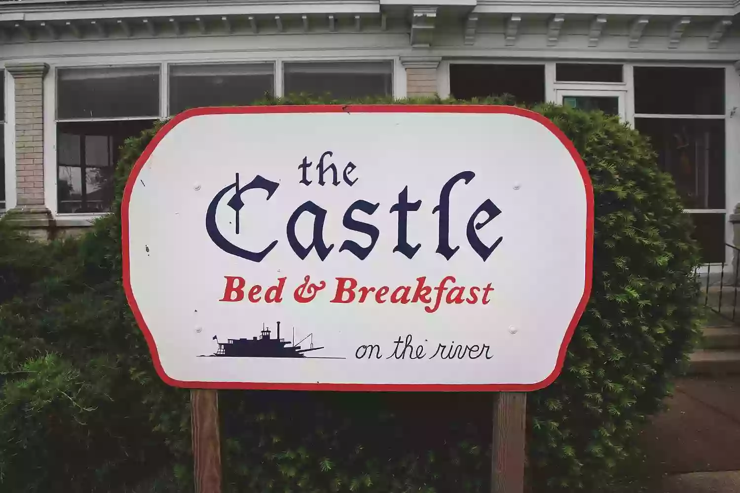 Sabula Castle Bed & Breakfast