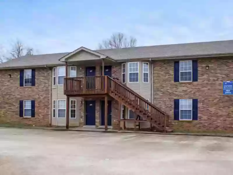 Whispering Hills Apartments