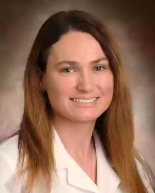 Dr. Lisa Lyon