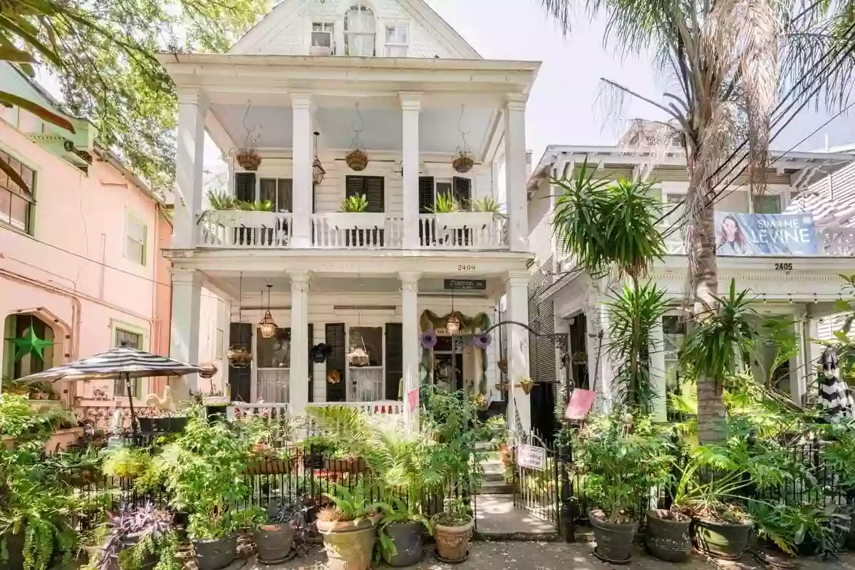 1851 MANSION ON ST. CHARLES AVE.