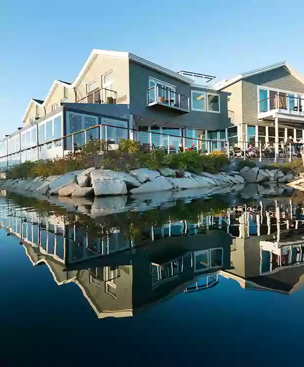 The Boathouse Waterfront Hotel