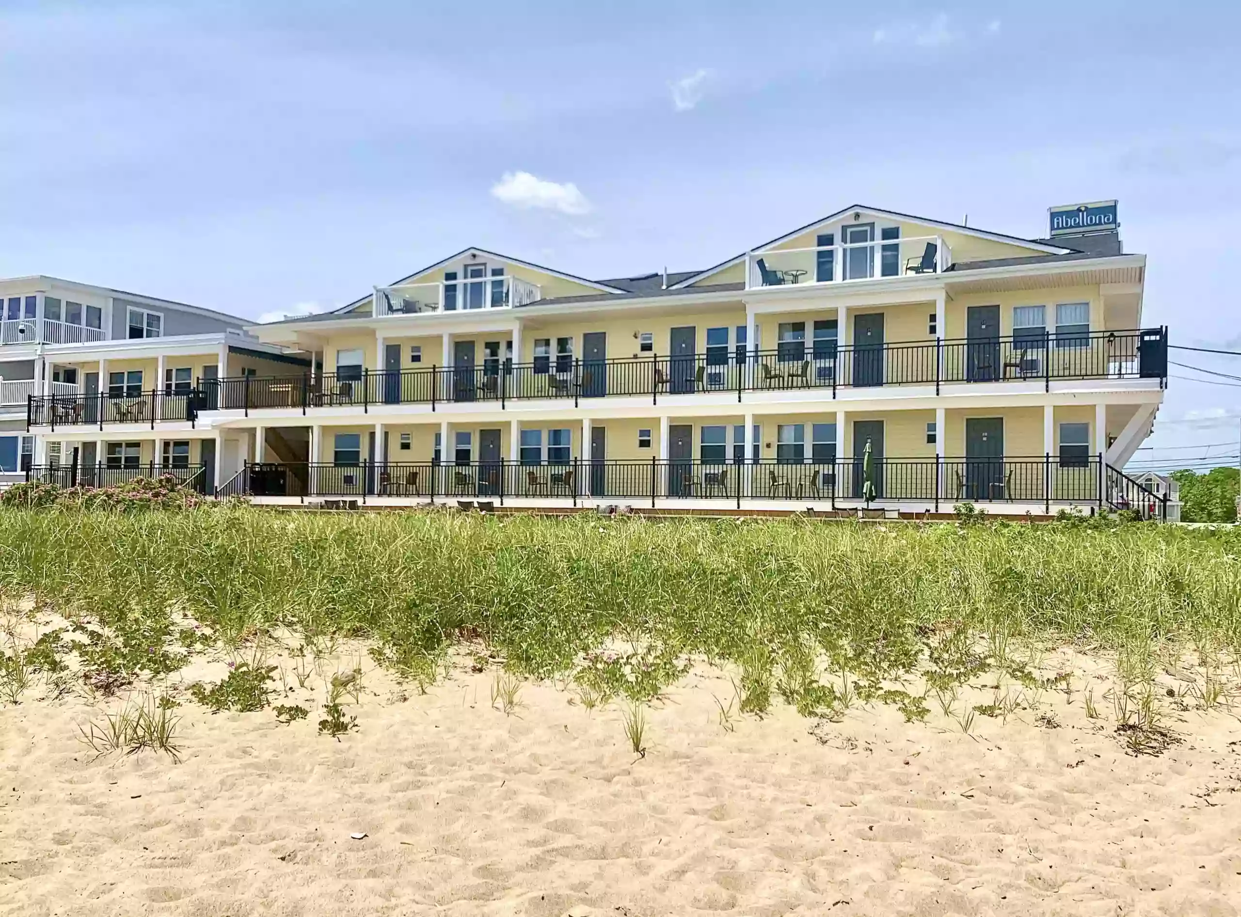 Abellona Inn & Suites On The Shore