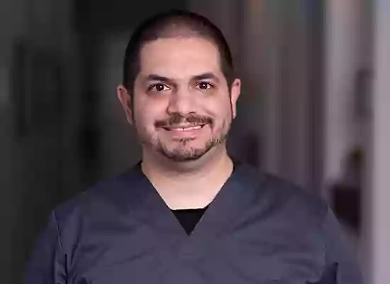 Dr. Arian Hamidi