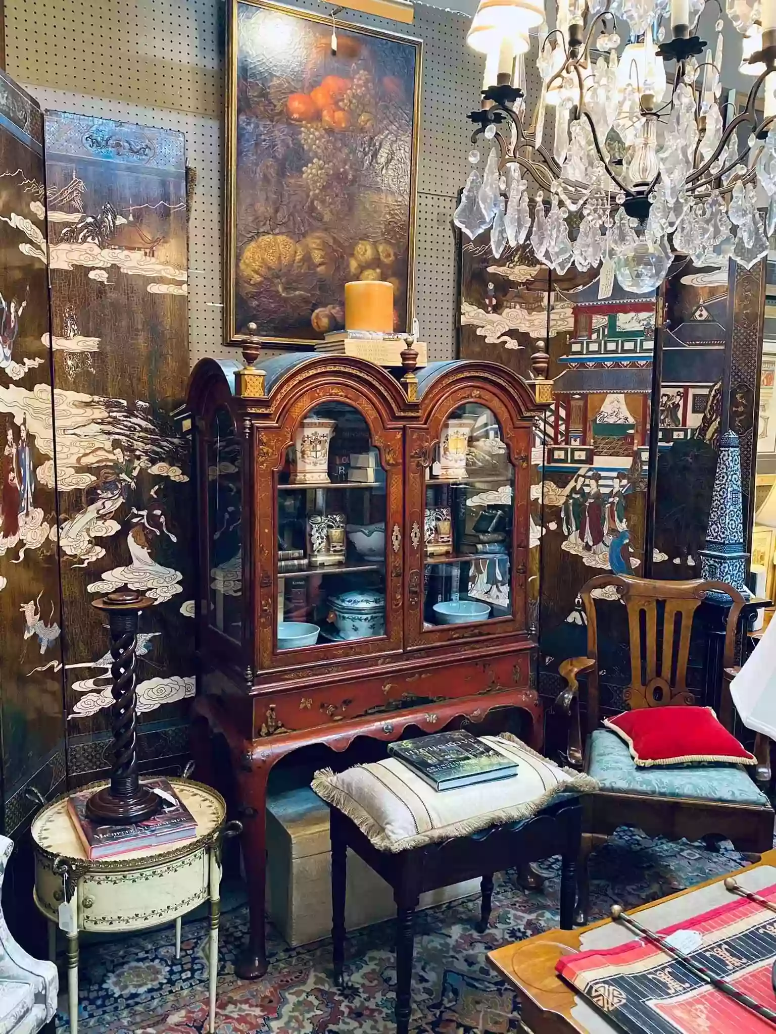 Emporium Antiques