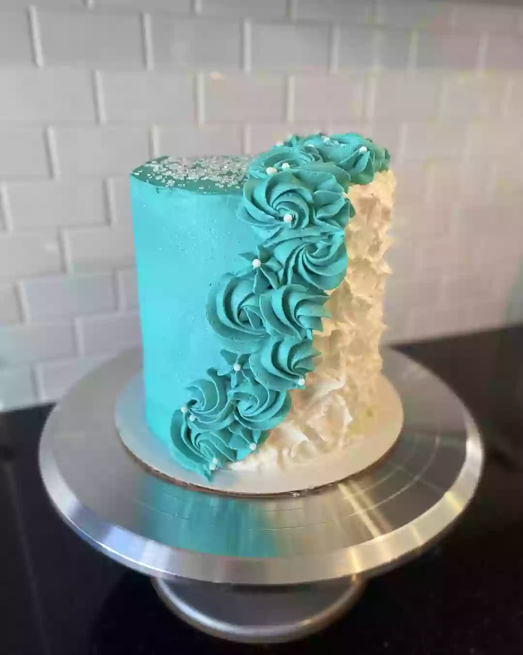 Something Sweet - Cakes by Ashley
