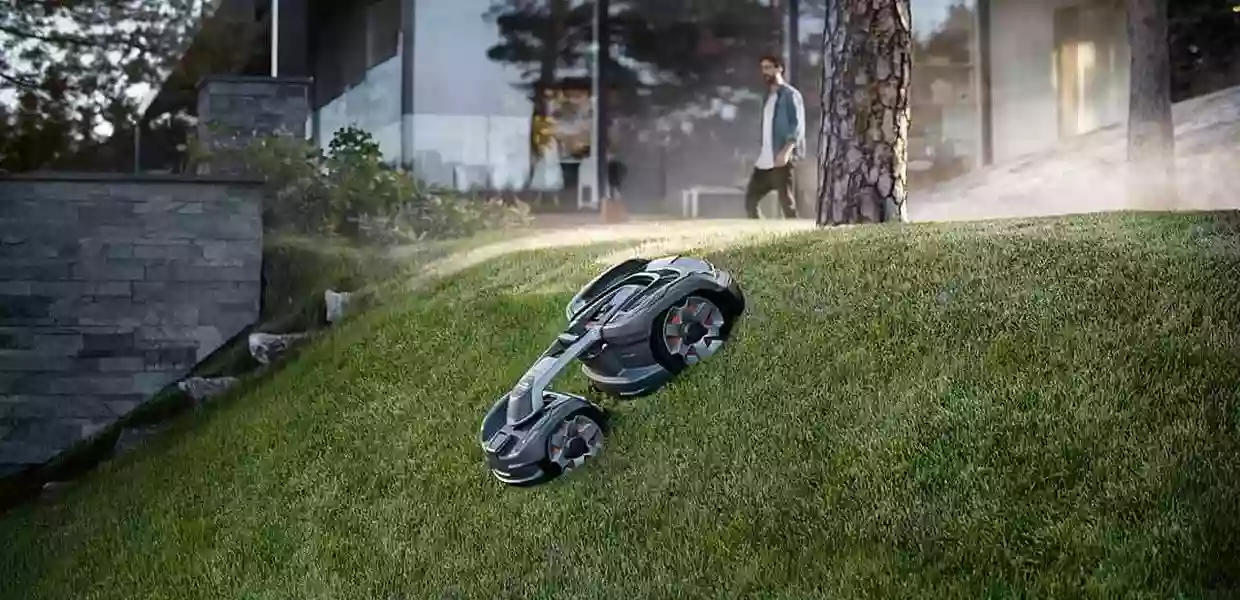 AutoLawn - Robotic Lawn Mowers, Lawn Service, Invisible fence for dogs