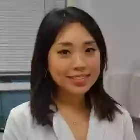 Dr. Yoon Ji Jang, DDS