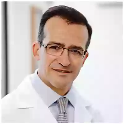 Dr. Julian Osorio