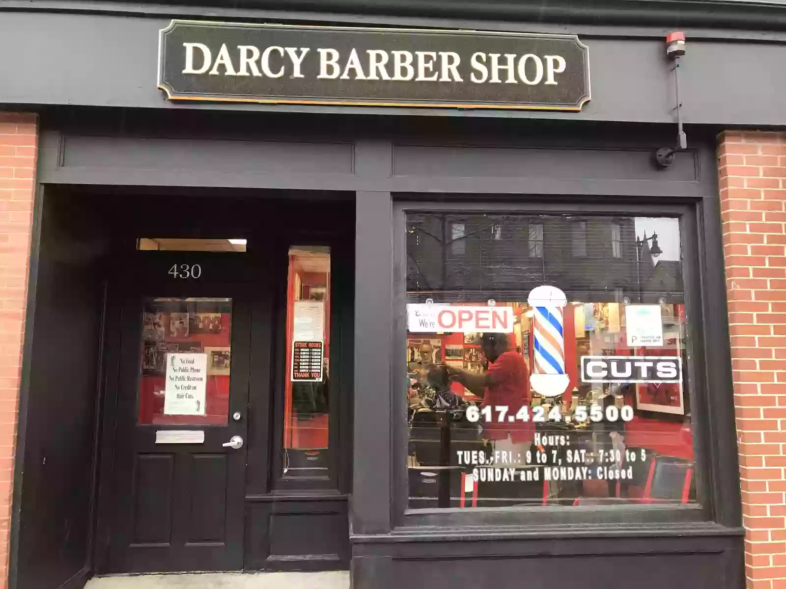 Darcy's Barber Shop