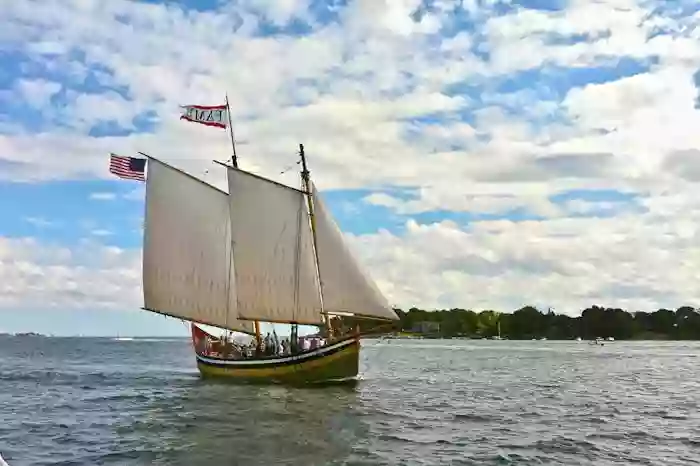 Fame of Salem Sailboat Tour