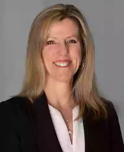 Dawn E Smith - Private Wealth Advisor, Ameriprise Financial Services, LLC