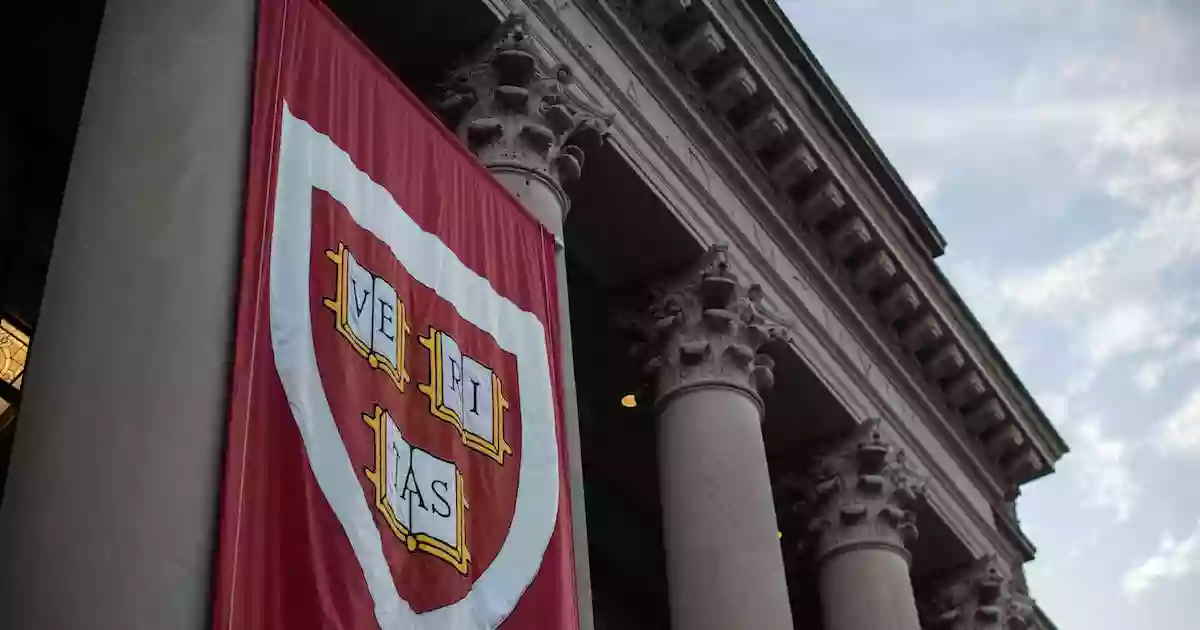 Harvard College Admissions & Financial Aid