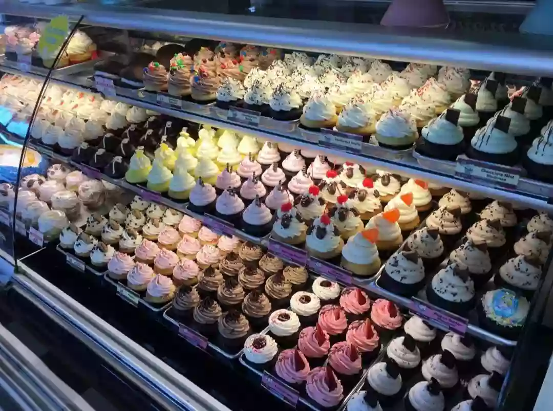 Cupcake Charlie's