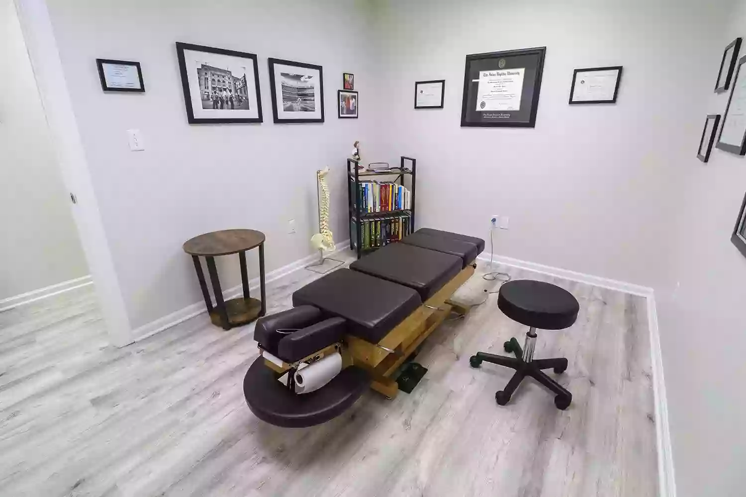 Circle Chiropractic / Performance Health Clinics of Belmont