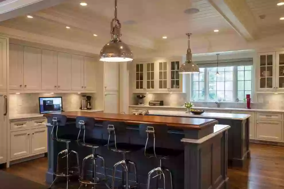 Fallon Custom Homes & Renovations