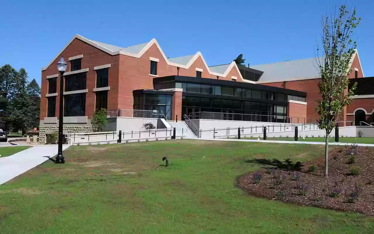 Jim and Martie Bultman Student Center