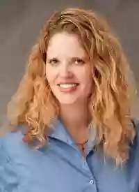 Dr. Lisa Chimner