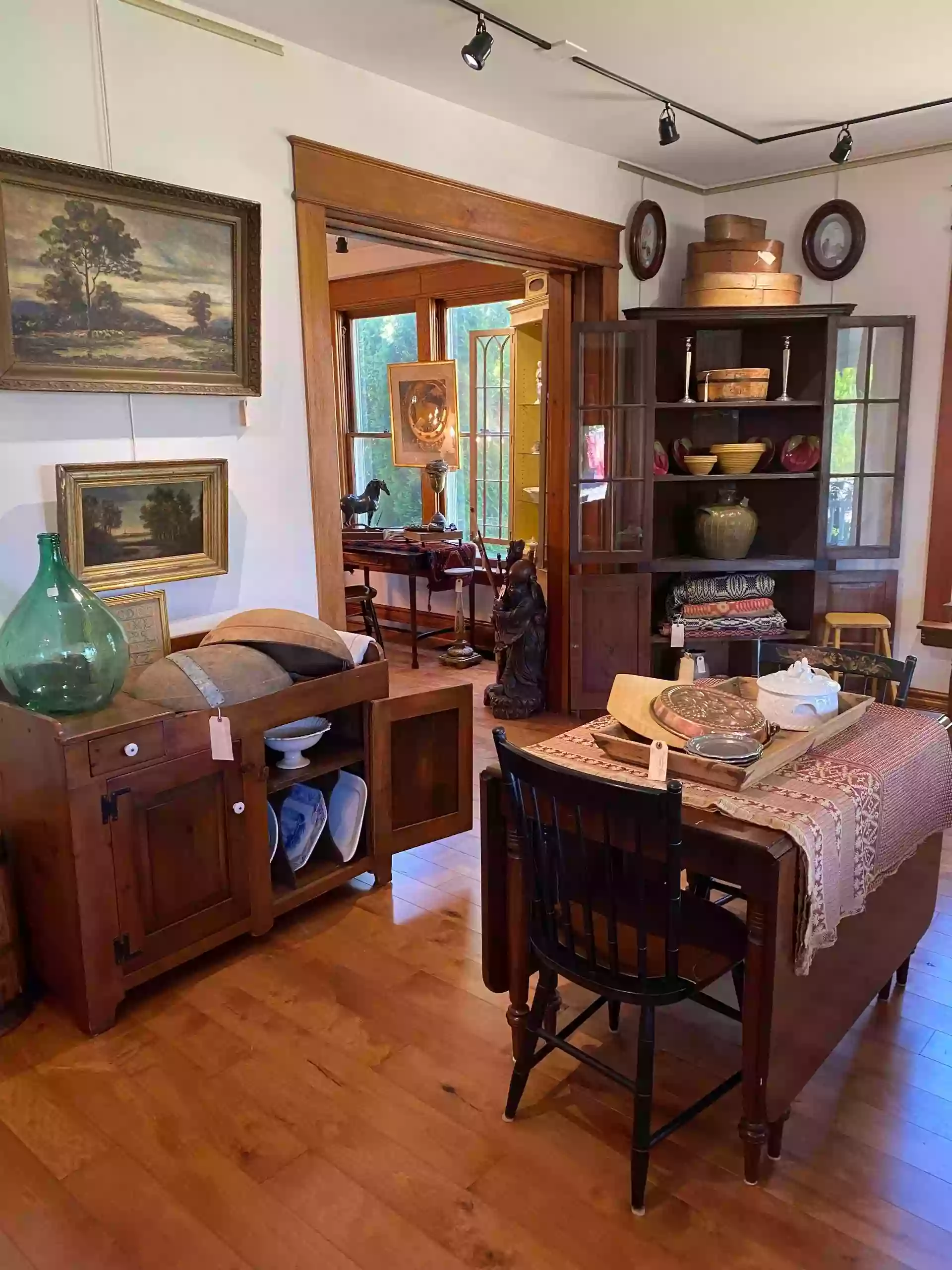 Elk Rapids Antiques