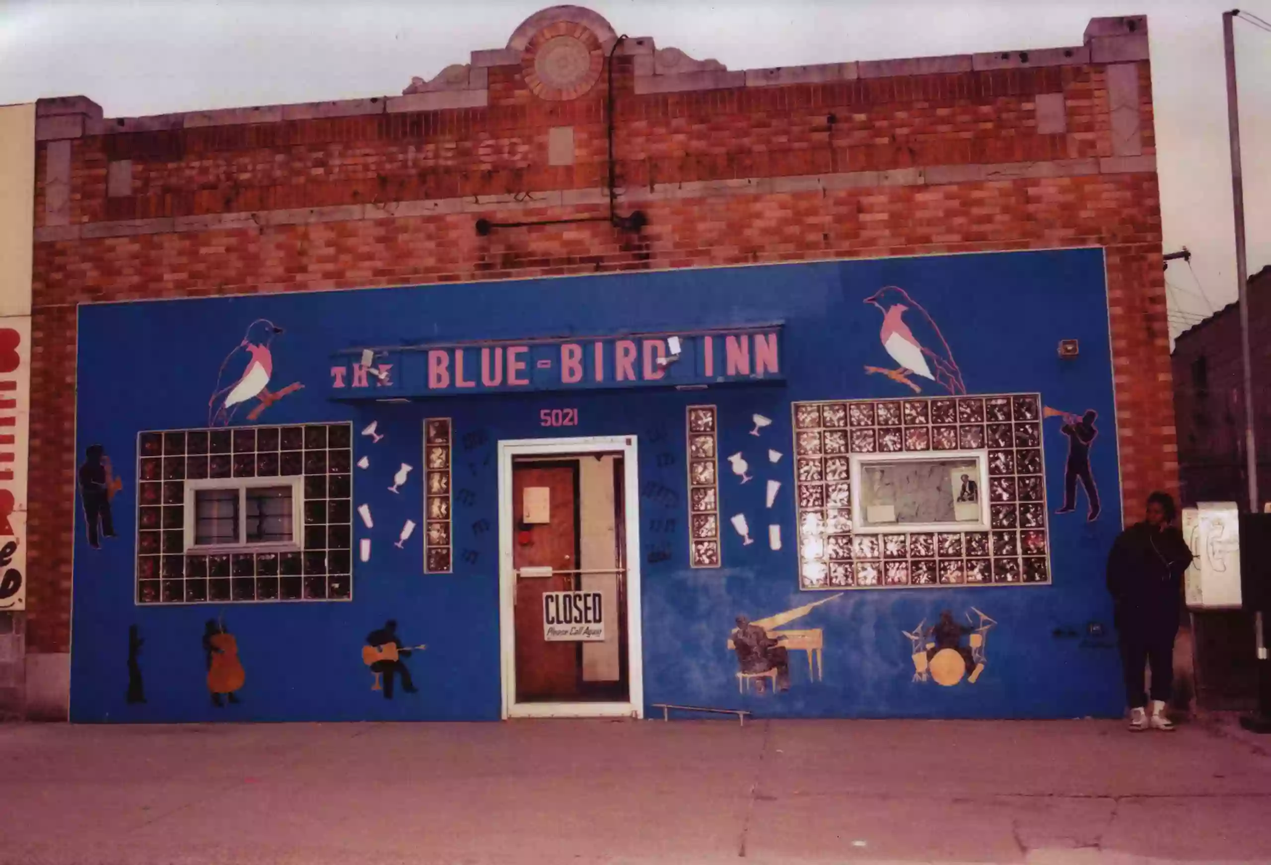 Historic Blue Bird Inn