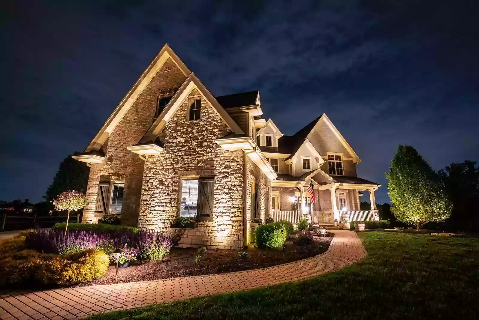 Lifestyle Lighting - Landscape Lighting