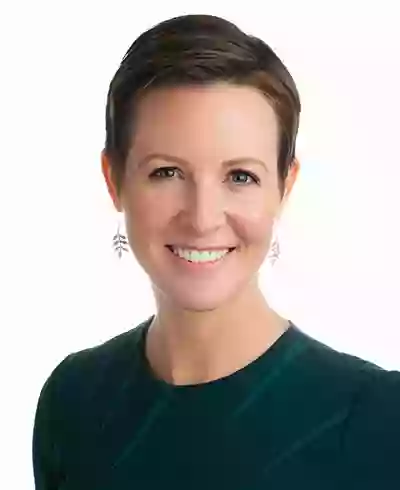 Laura Kellmann - Private Wealth Advisor, Ameriprise Financial Services, LLC