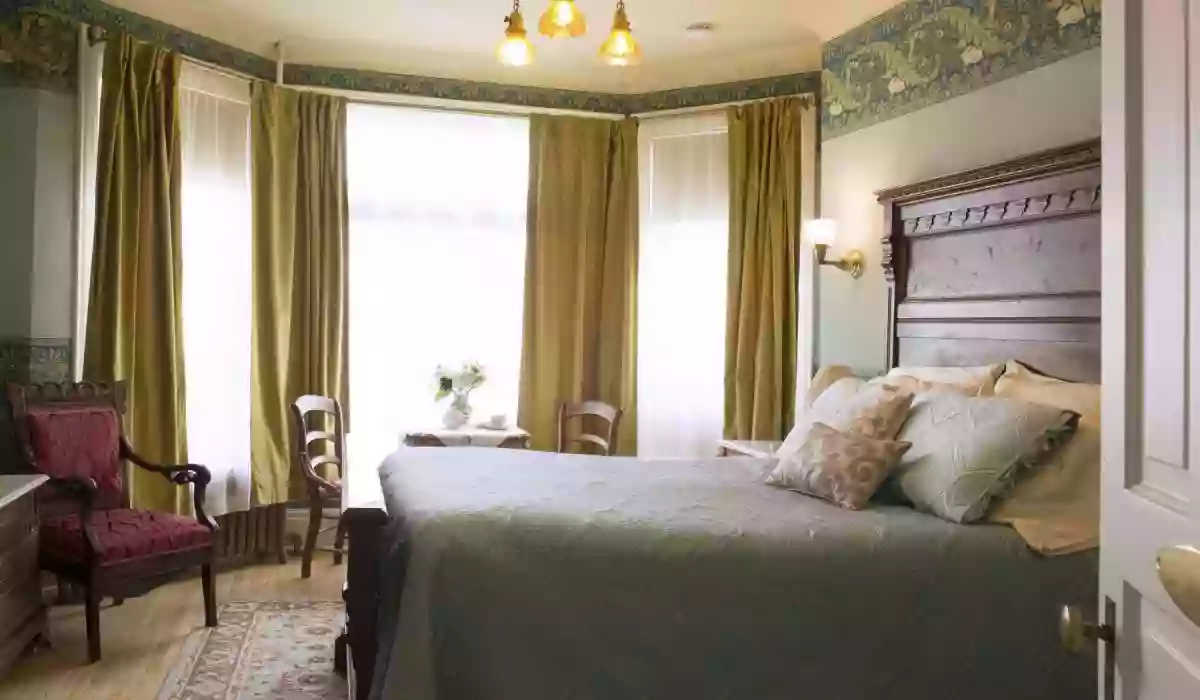 Ellery House Bed & Breakfast