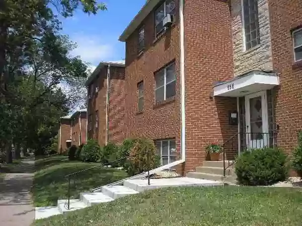 St. Paul Avenue Apartments