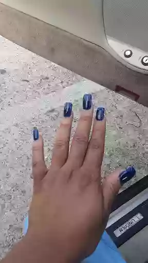 Glamour Nails