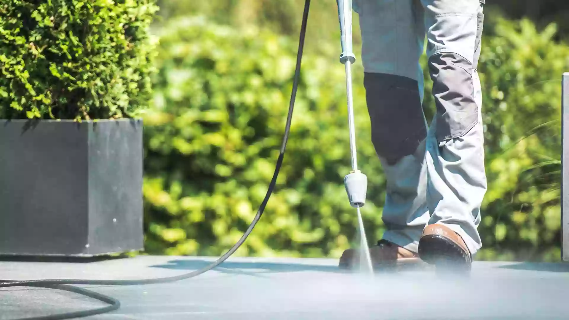 Grime Fighters House Washing