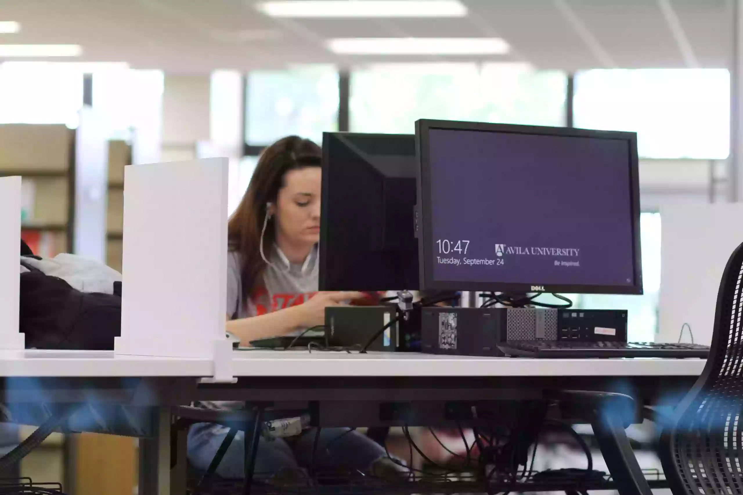 Hooley-Bundschu Library & Learning Commons at Avila University