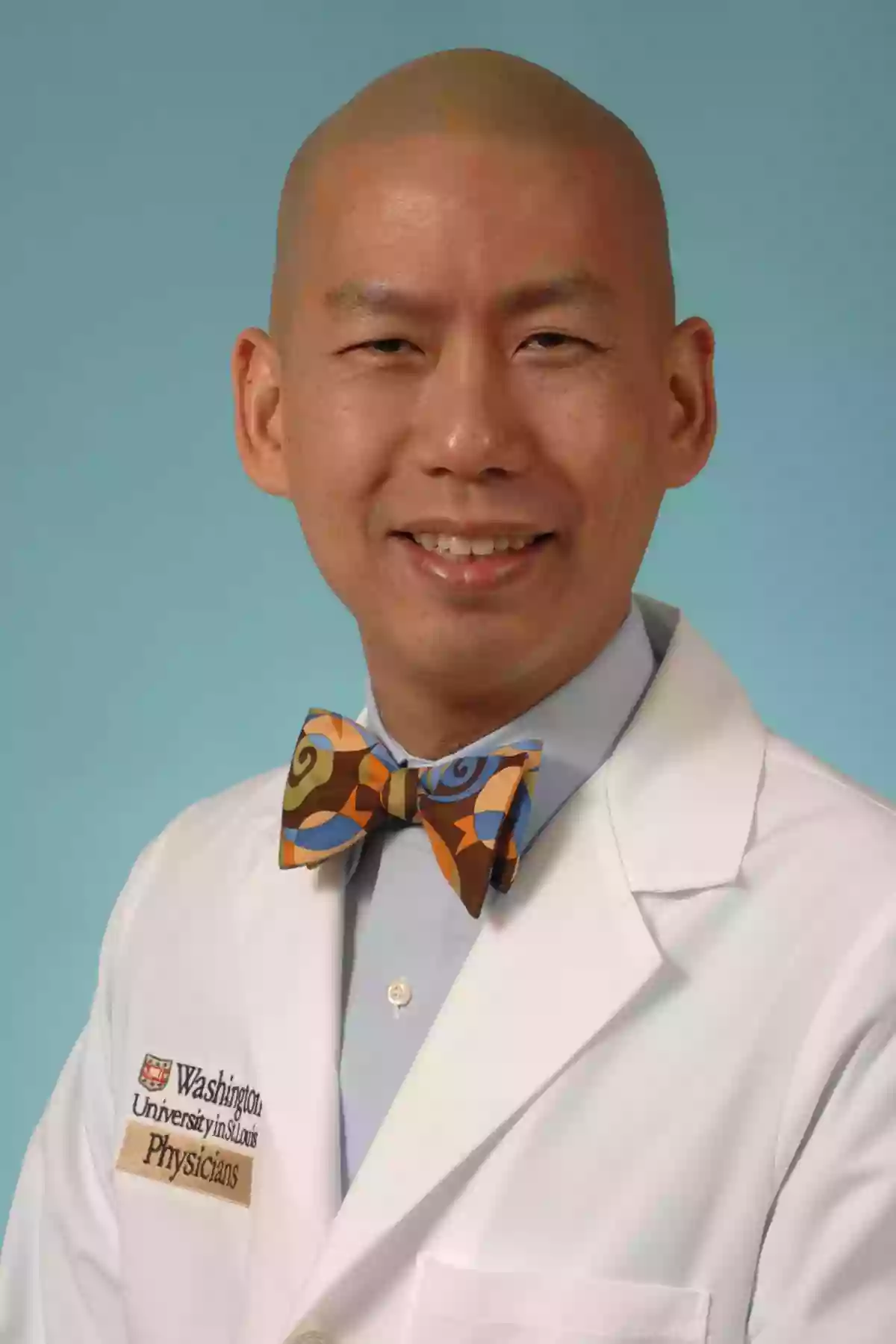Frederick Szujuei Huang, MD
