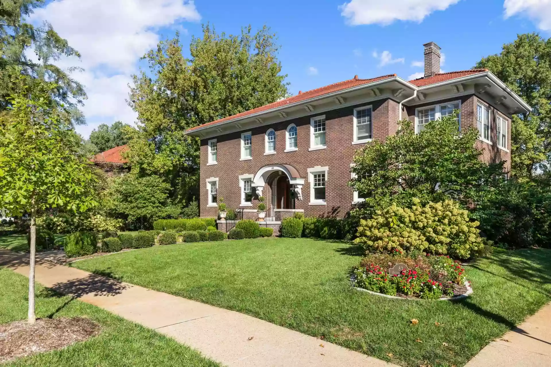 The Warner Hall Group | St. Louis, MO Real Estate Agents