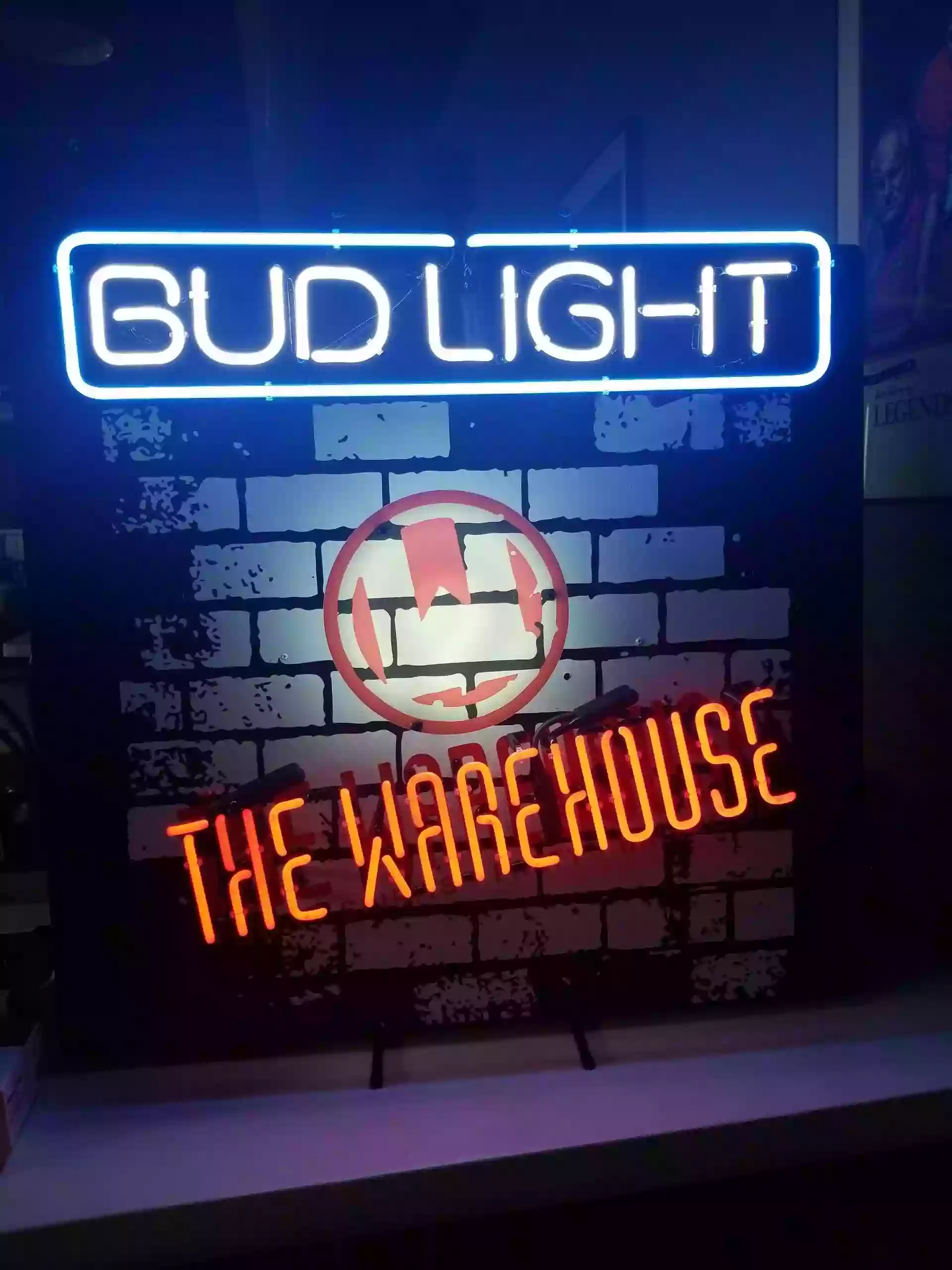 WAREHOUSE GRILLE & DRINKERY
