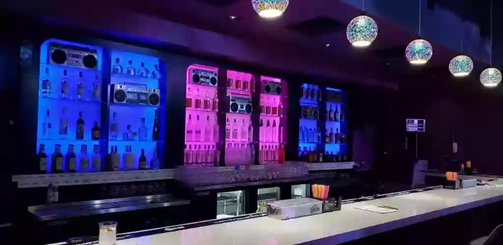 Retro Rewind 80s Nightclub Bar