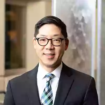 Yungpo Bernard Su, MD, FACP