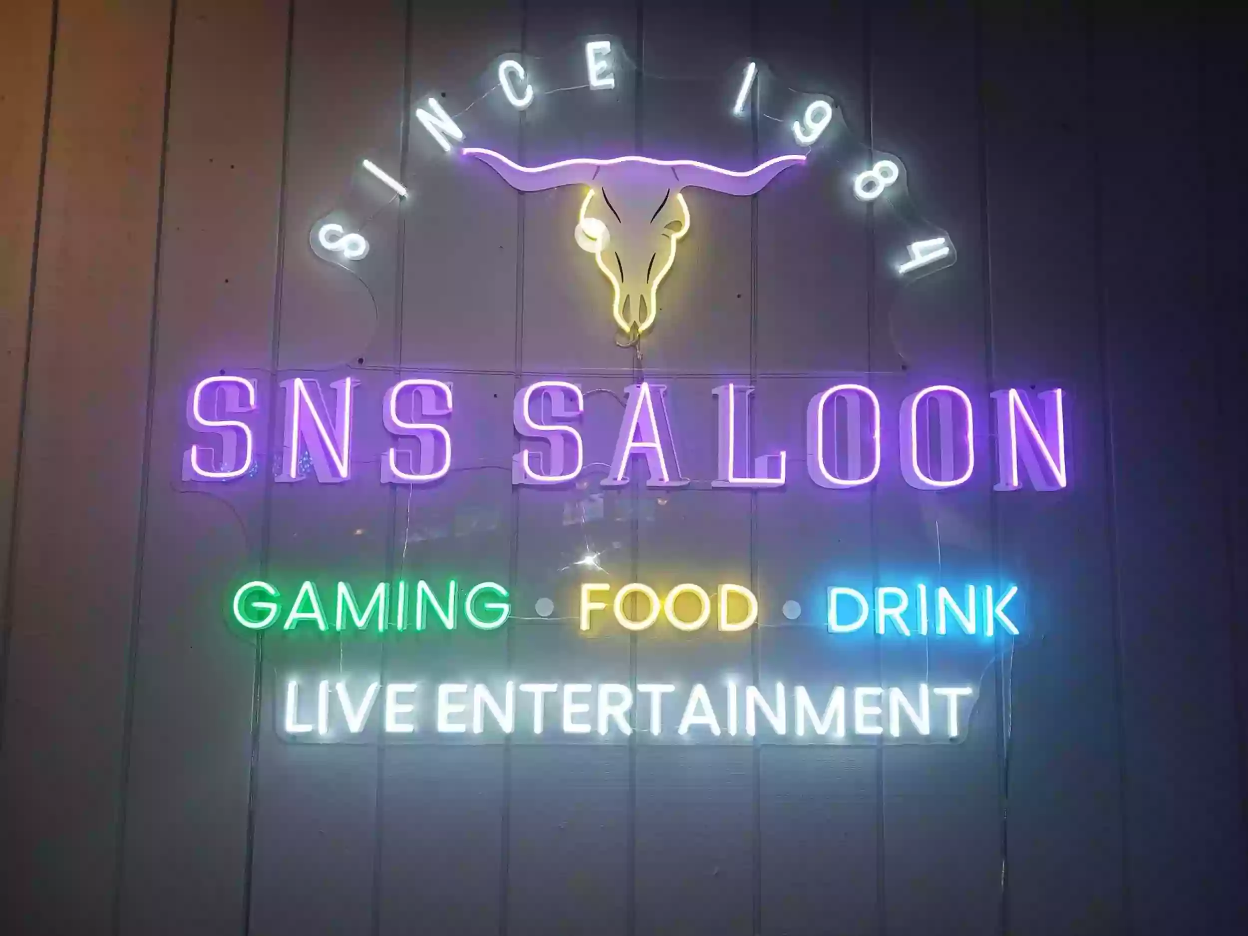 Saddle N Spurs Saloon