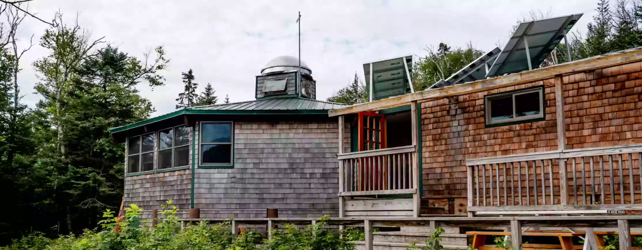 AMC Lonesome Lake Hut