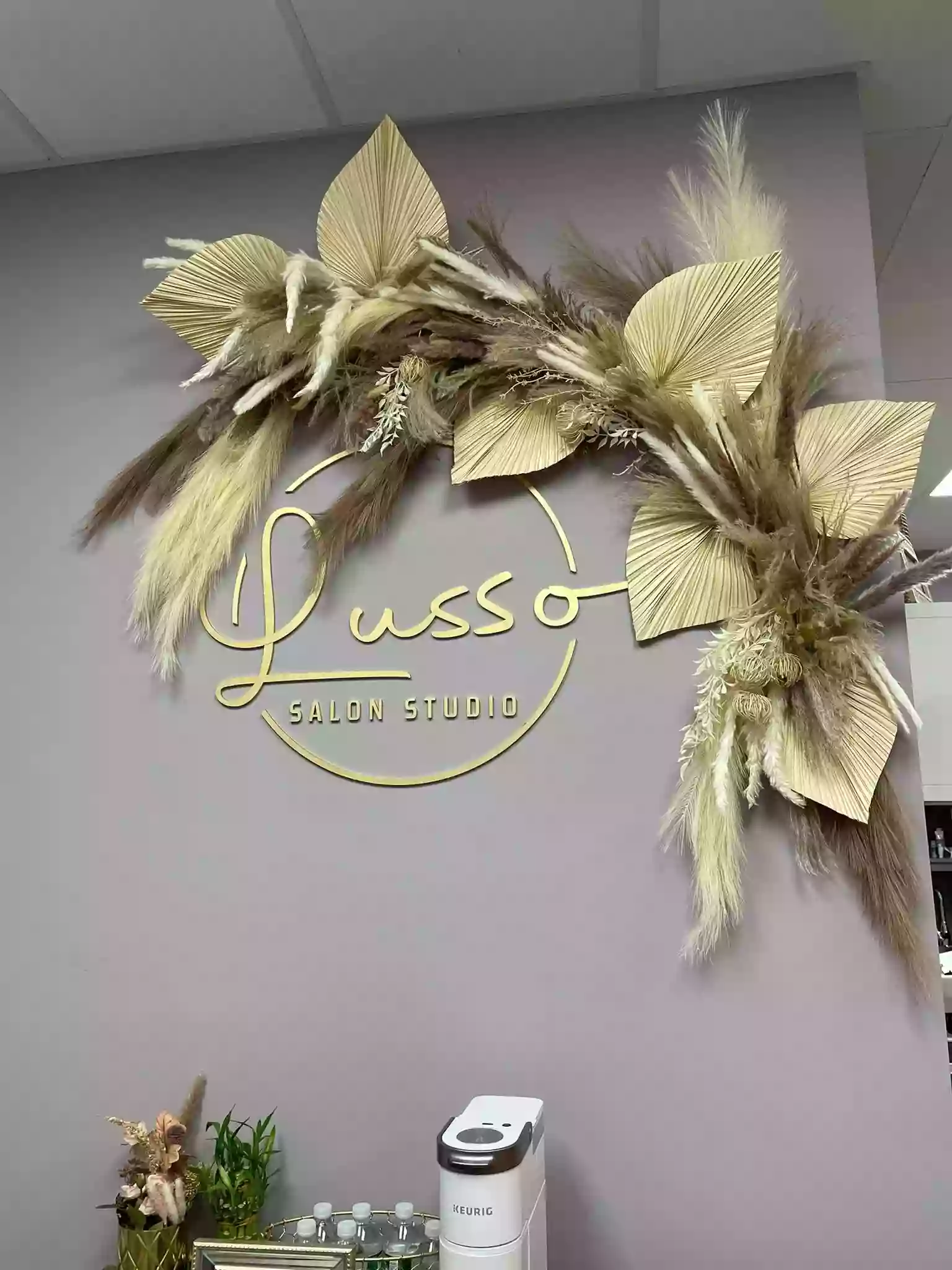 Lusso Salon Studio