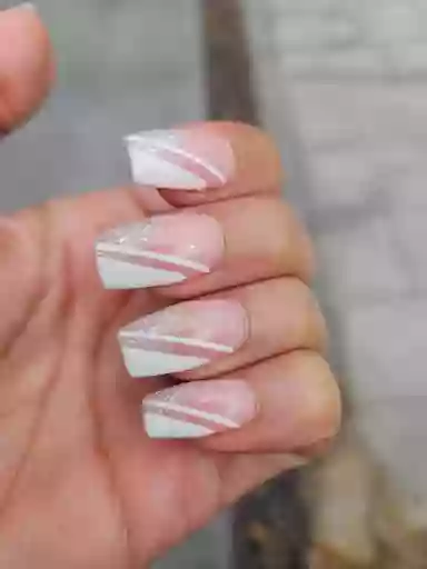 Nails Tek