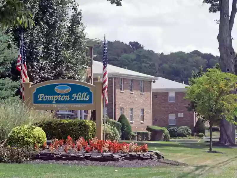 Pompton Hills Apartments