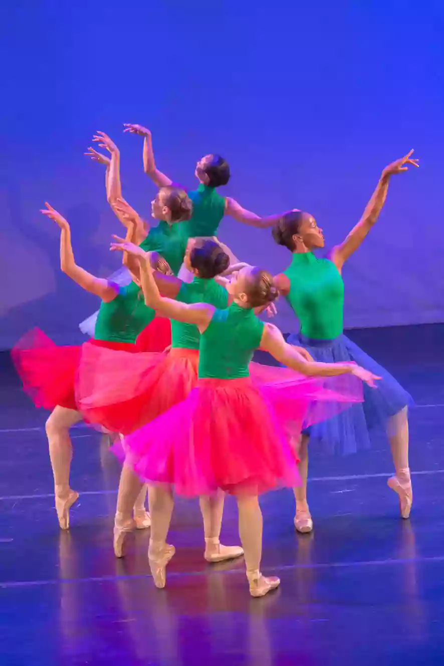 Ballet des Amériques School & Company