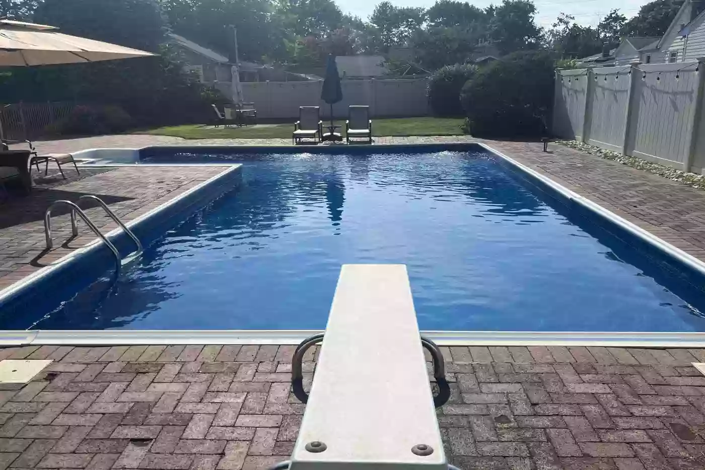 Swimply - Pool Side Escape