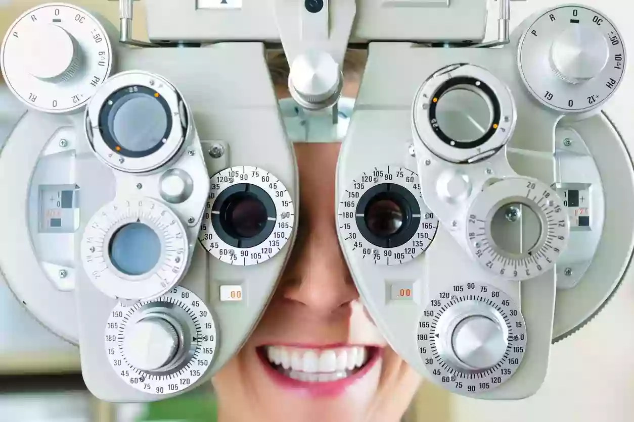 Eyes on Main St. Optometry