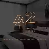 Hotel 42