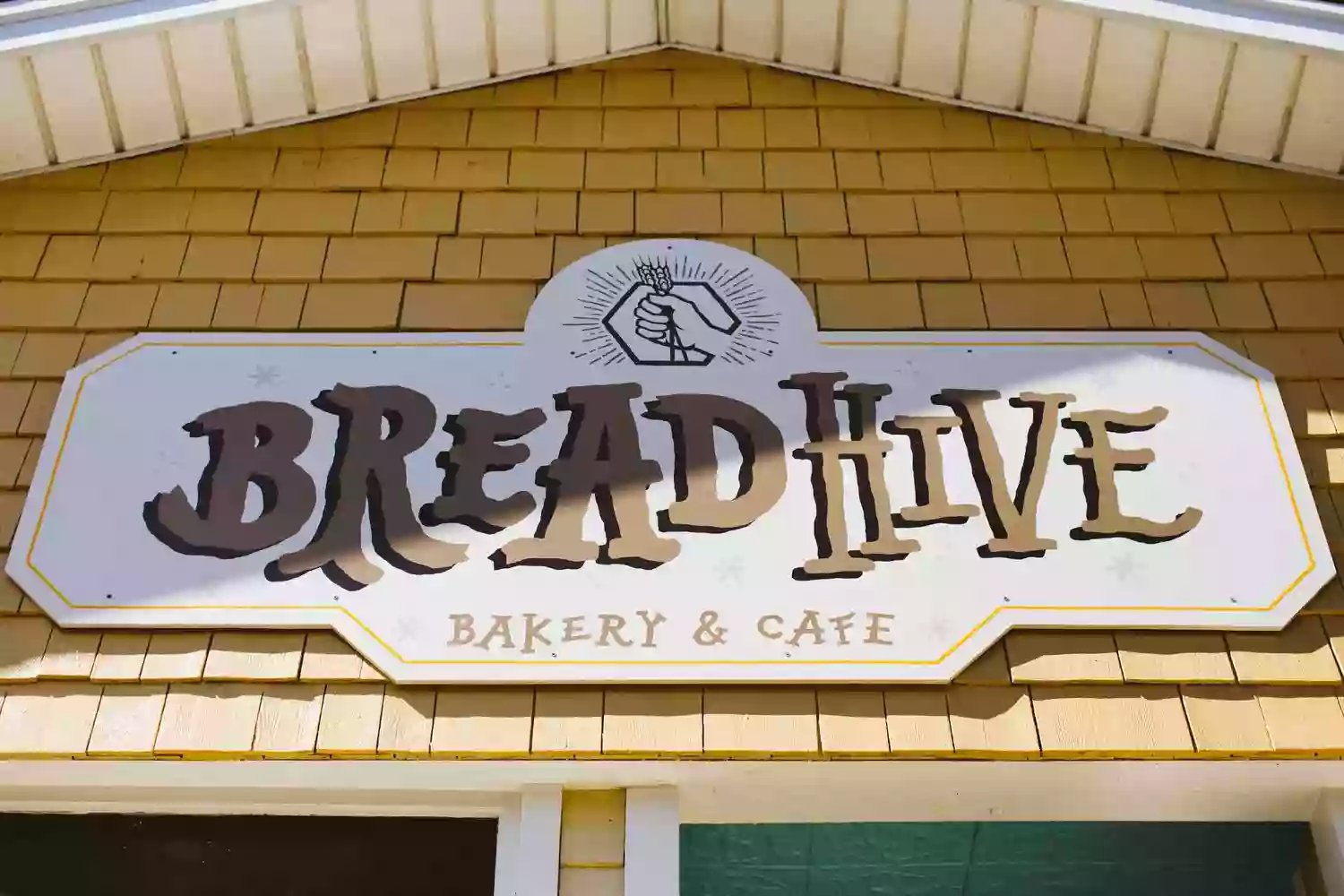 BreadHive Bakery & Cafe