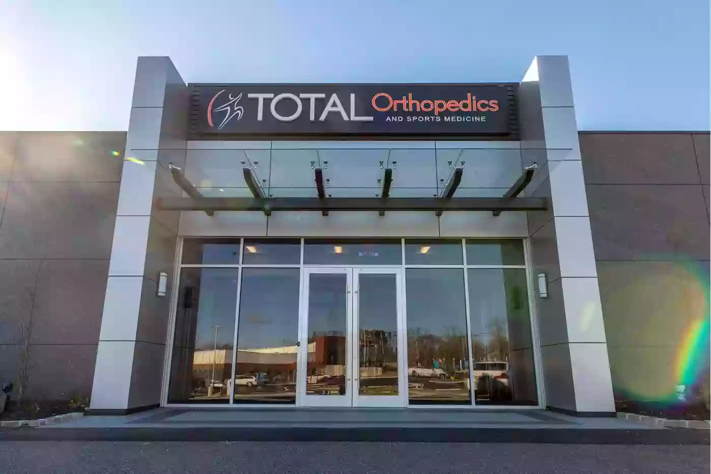 Total Orthopedics & Sports Medicine