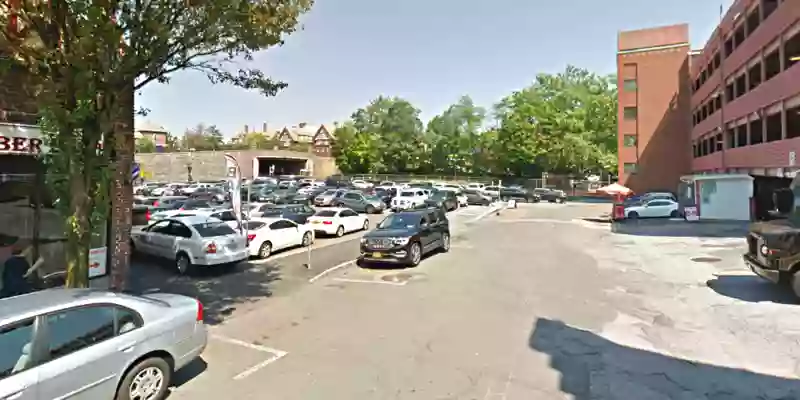 Scarsdale Lot (Propark)